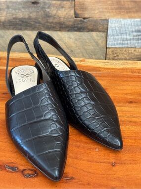 Vince Camuto Cilda Black Crocodile-Embossed Pointed-Toe Slingback Flats NWOT 8.5